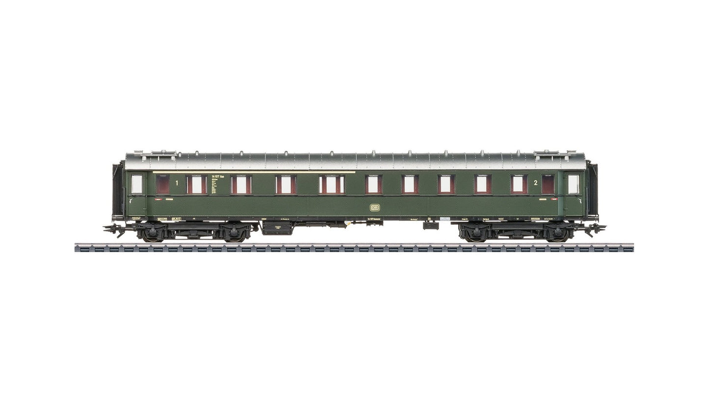 Marklin 42510 Type AB4uwe Express Train Passenger Car 1st/2nd Class