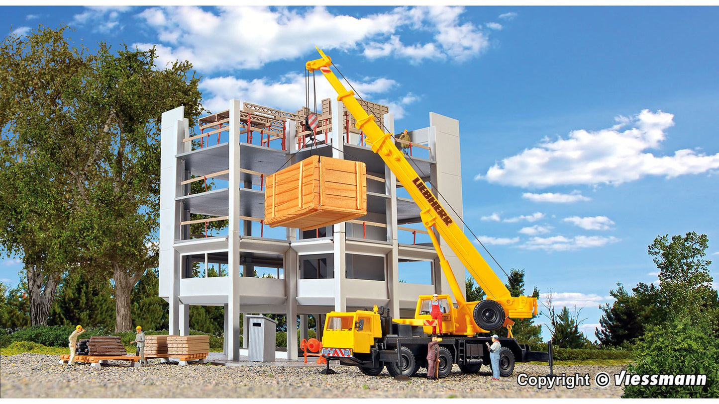 Kibri 12503 LIEBHERR mobile crane LTM 1050/3, yellow