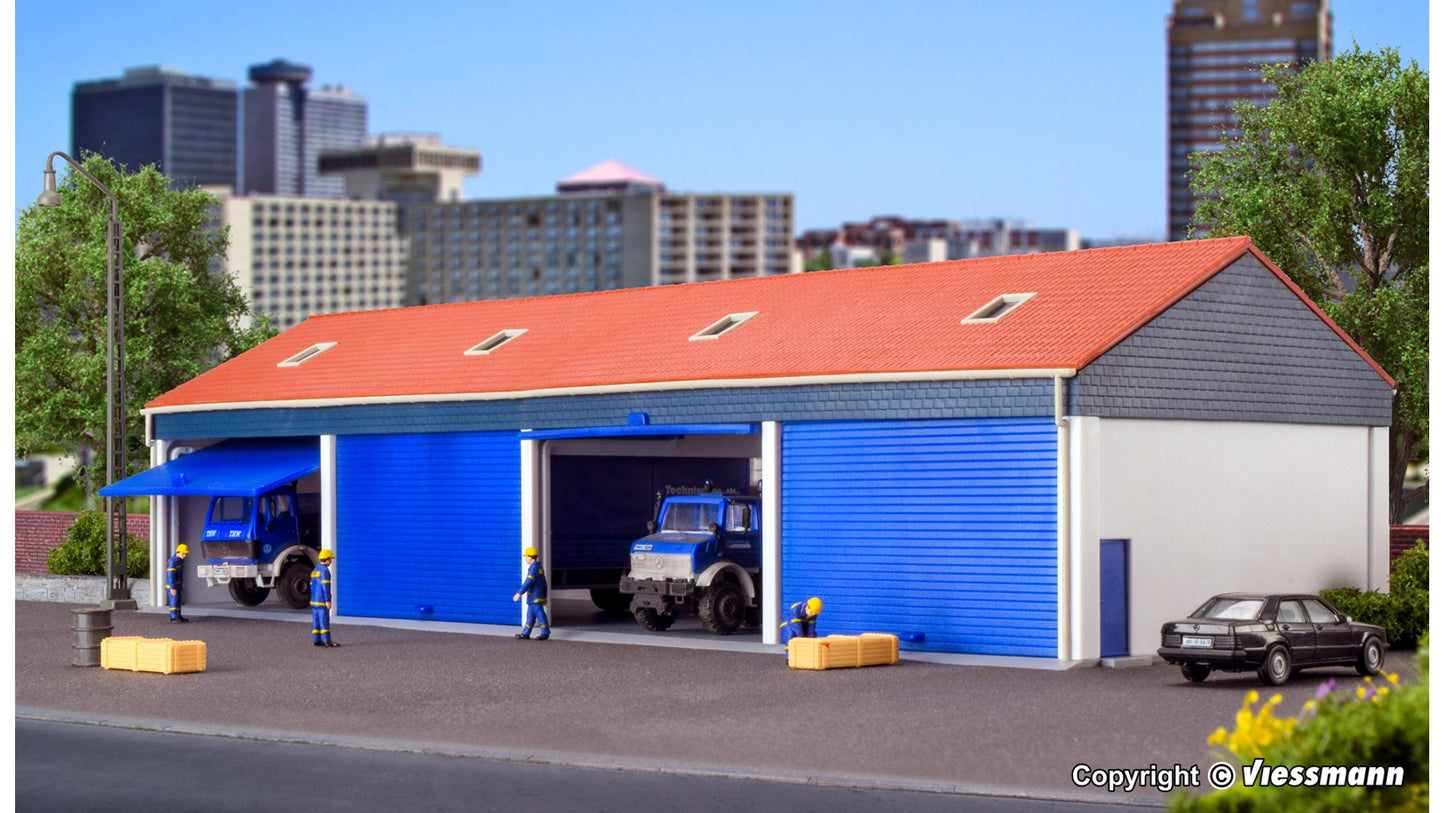 Kibri 38136 Garage for 4 lorries