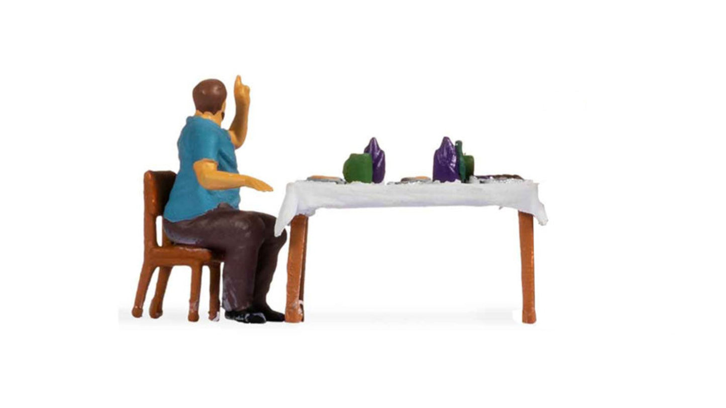 NOCH NO16514 Tiny Scenes ‘Lunch’