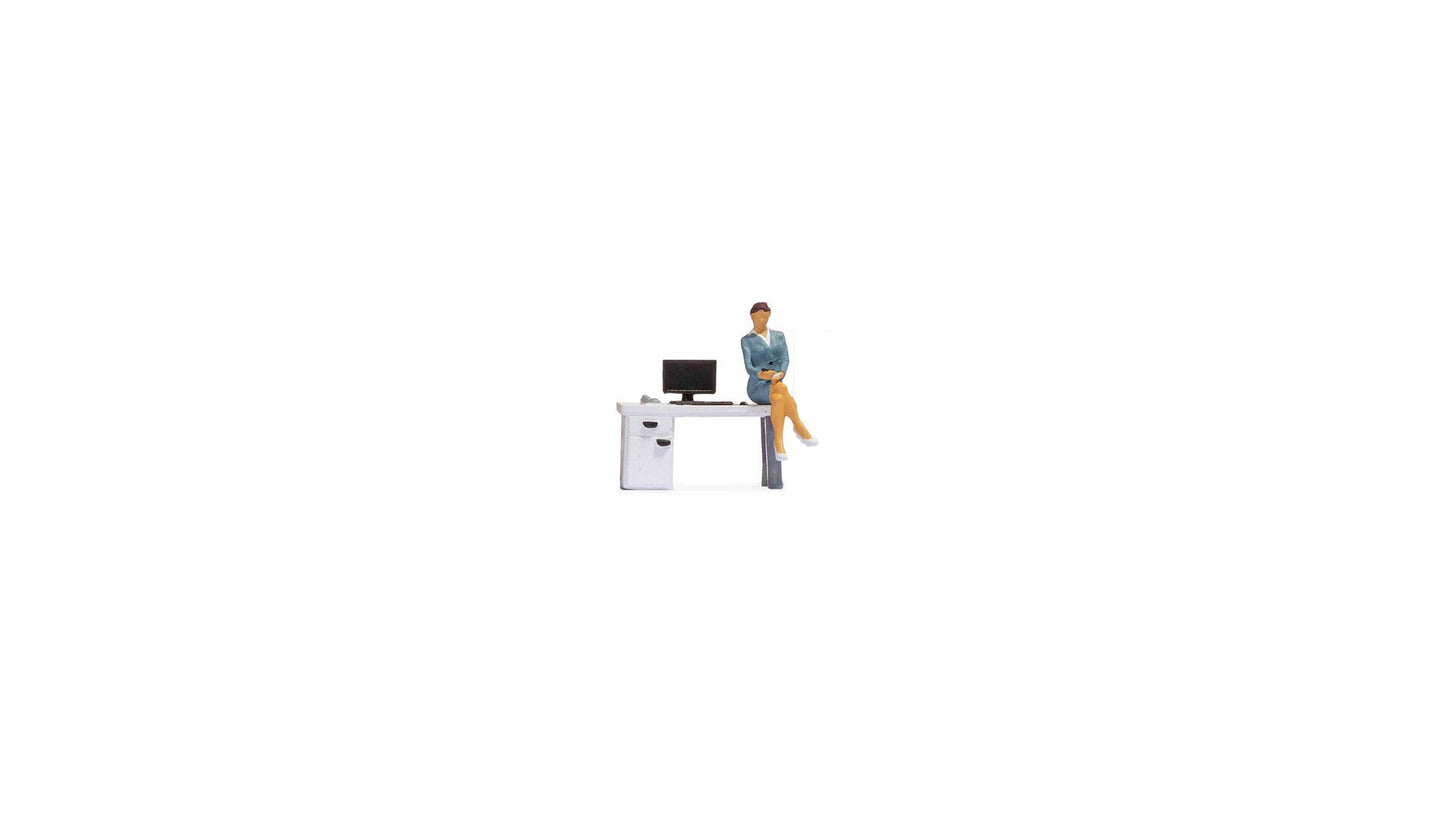 NOCH NO16517 Tiny Scenes ‘In the Office’