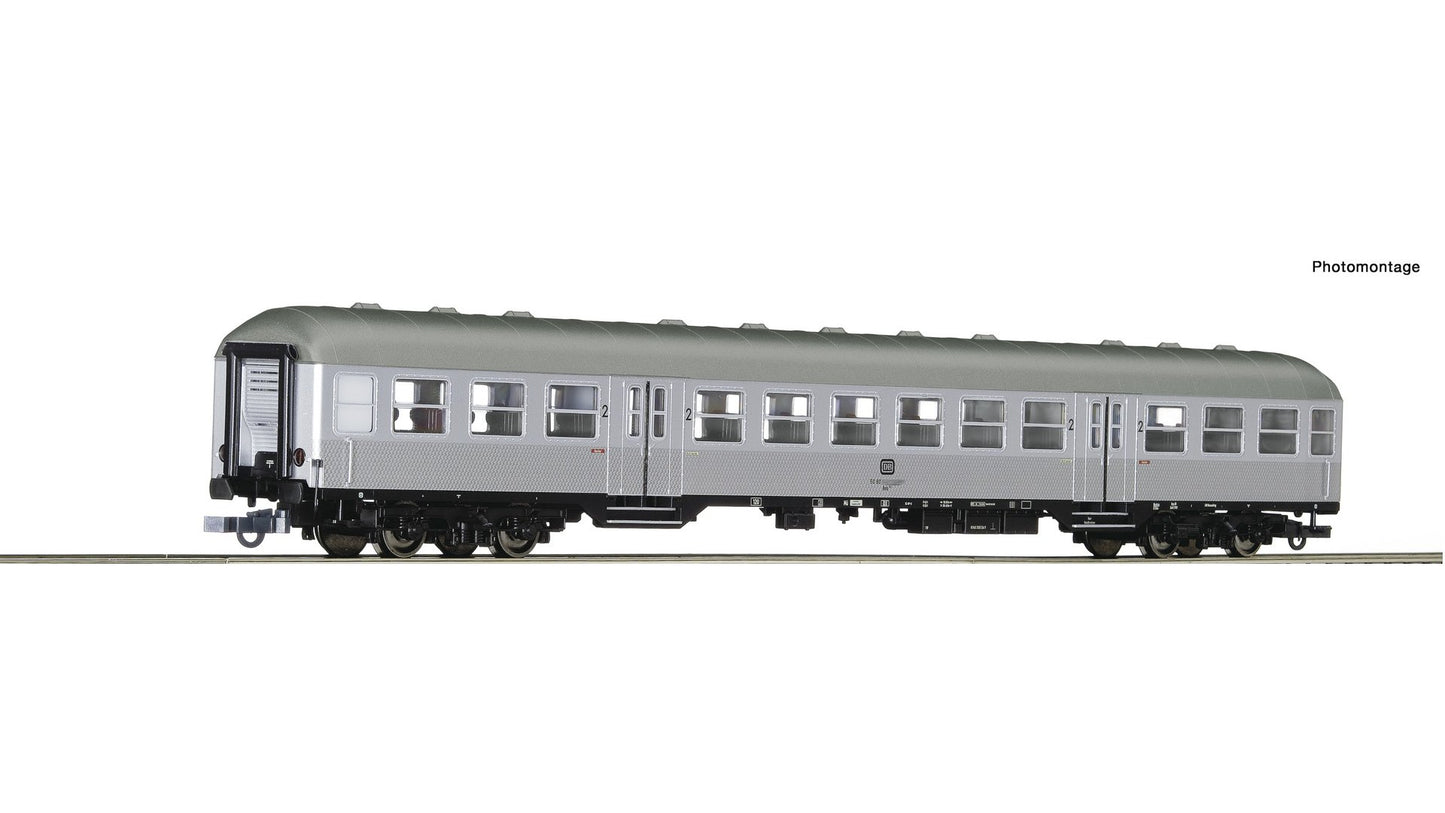 Roco 74589 2nd class Commuter Coach