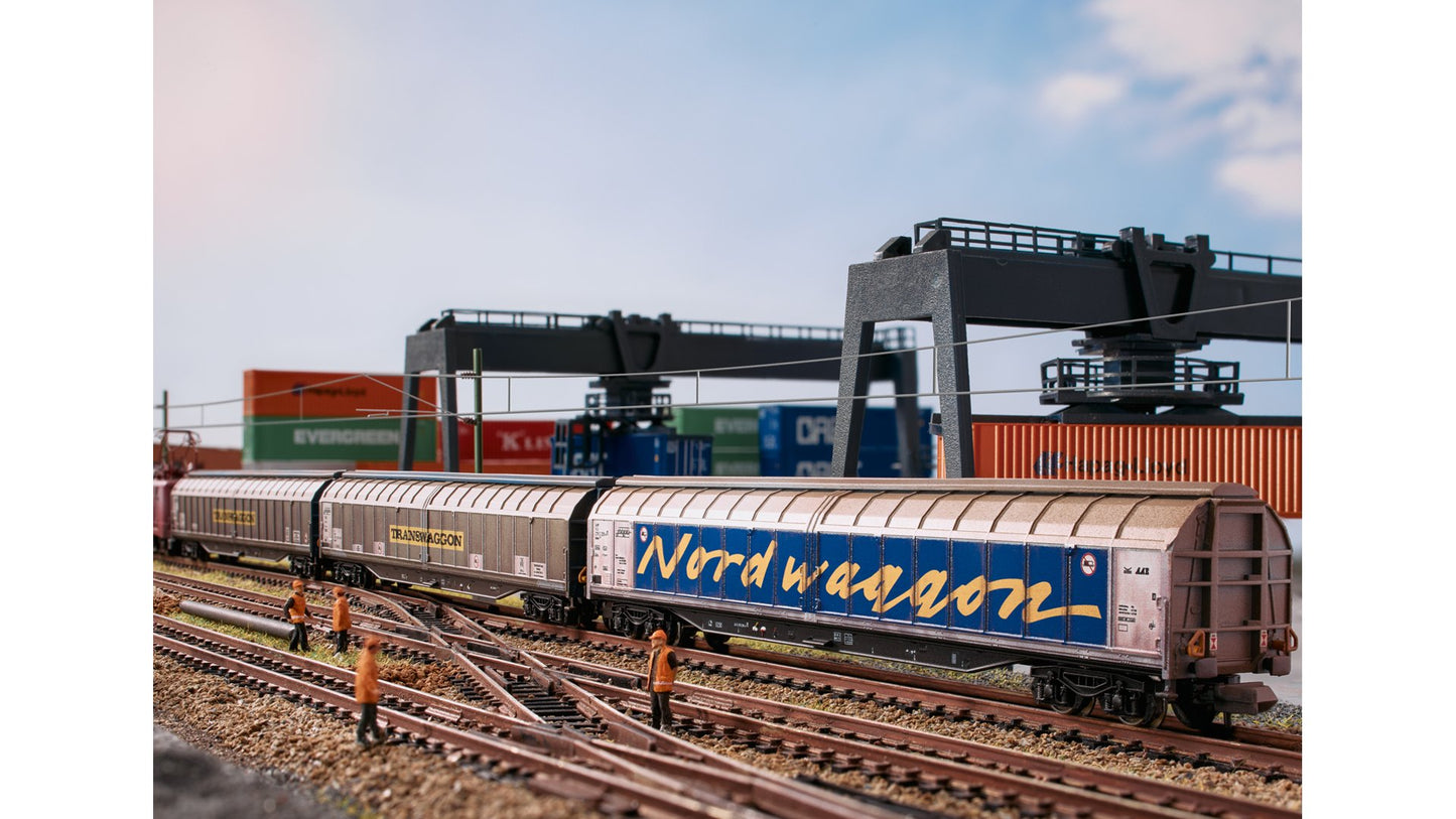 MiniTrix 18297 Transwaggon Sliding Wall Boxcar Set