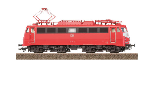 Trix 22831 Class 110.3 Electric Locomotive