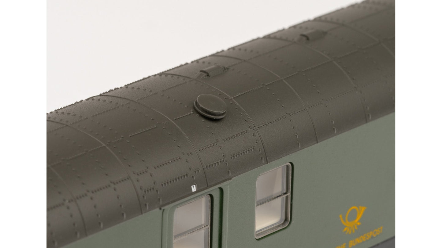Trix 23150 Postal Car
