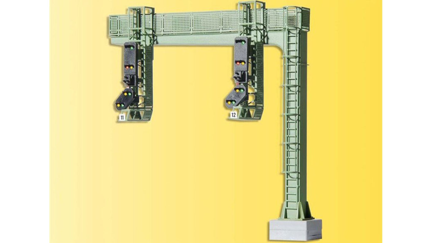 Viessmann 4750 H0 signal bridge with two signals