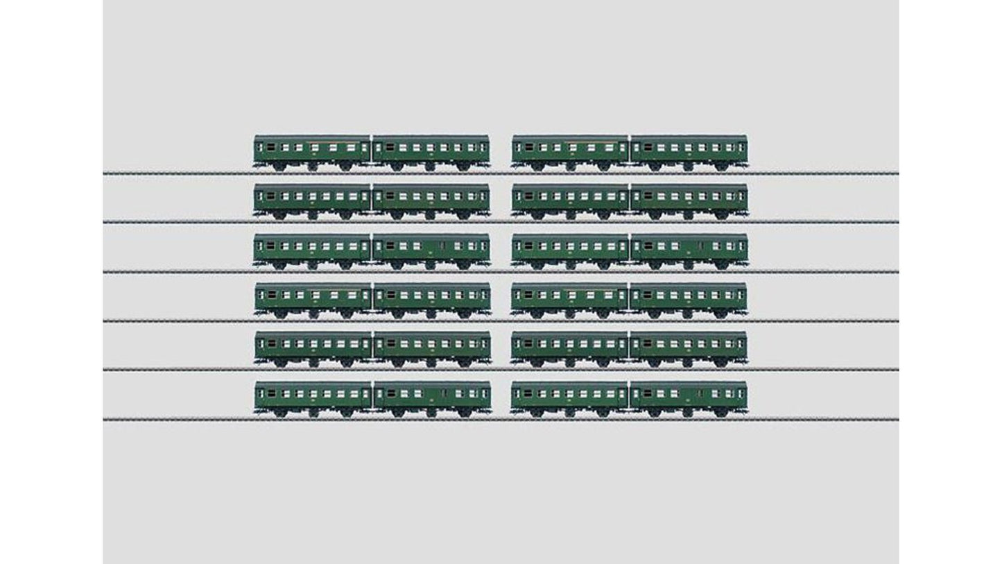 Marklin 00795 Umbauwagen Set of 12 with Display