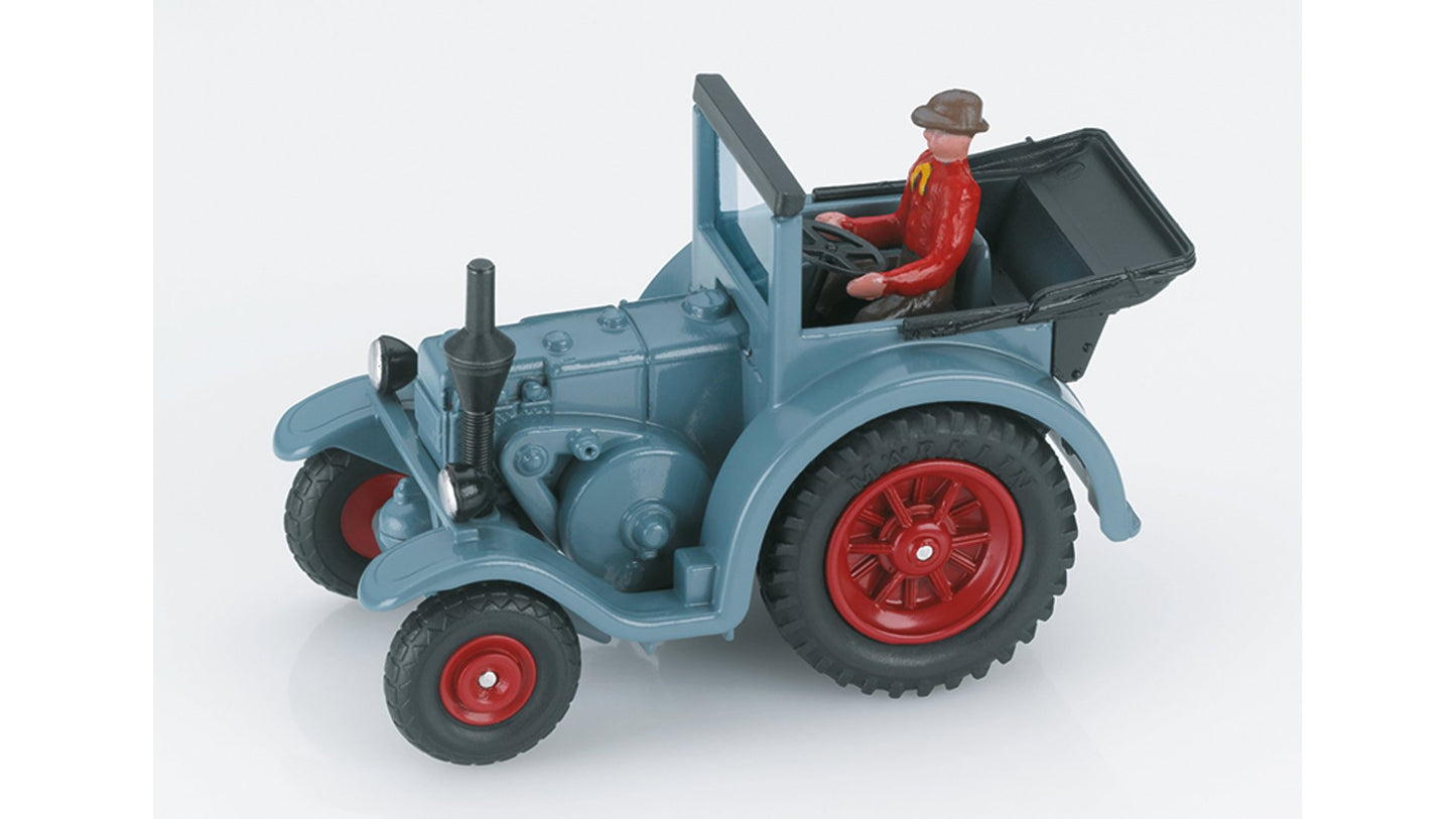 Marklin 18037 Fast Bulldog Convertible with an Open Top