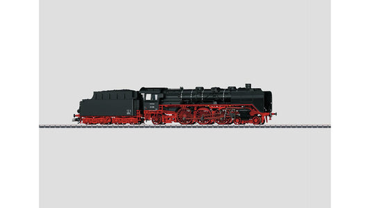 Marklin 37957 Class 03 Express Train Steam Locomotive with a Tender
