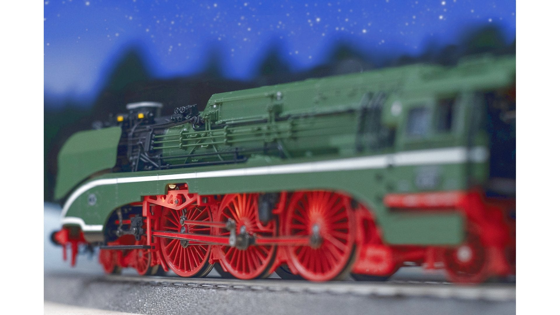 Marklin 38201 Steam Locomotive, Road Number 18 201