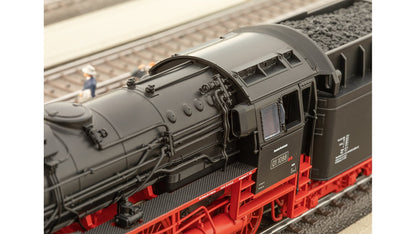 Marklin 39760 Class 01.10 Older Design Steam Locomotive