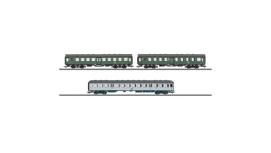 Marklin 41322 Fast Passenger Train Car Set 2