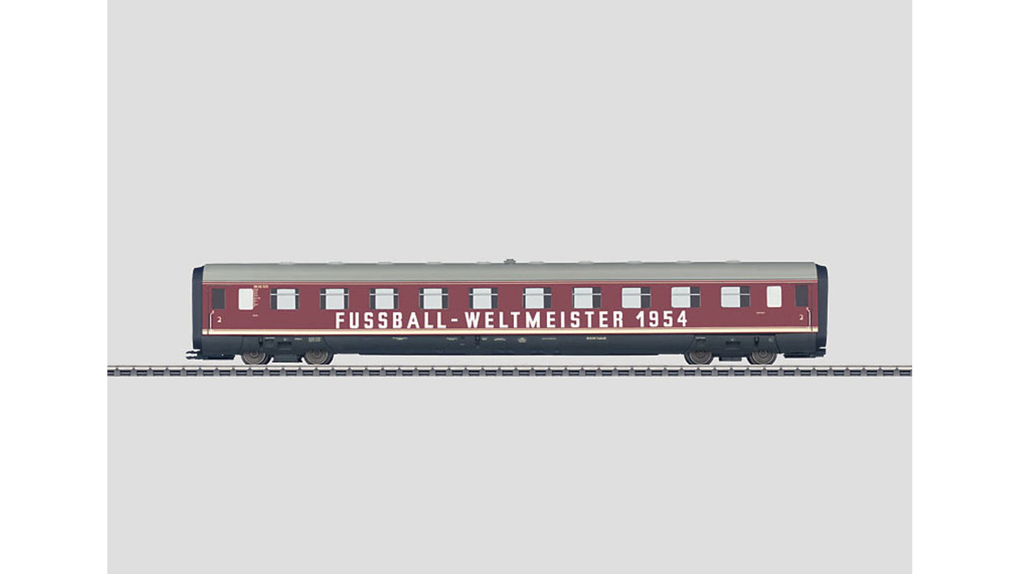 Marklin 42080 Powered Rail Car Train Intermediate Car.