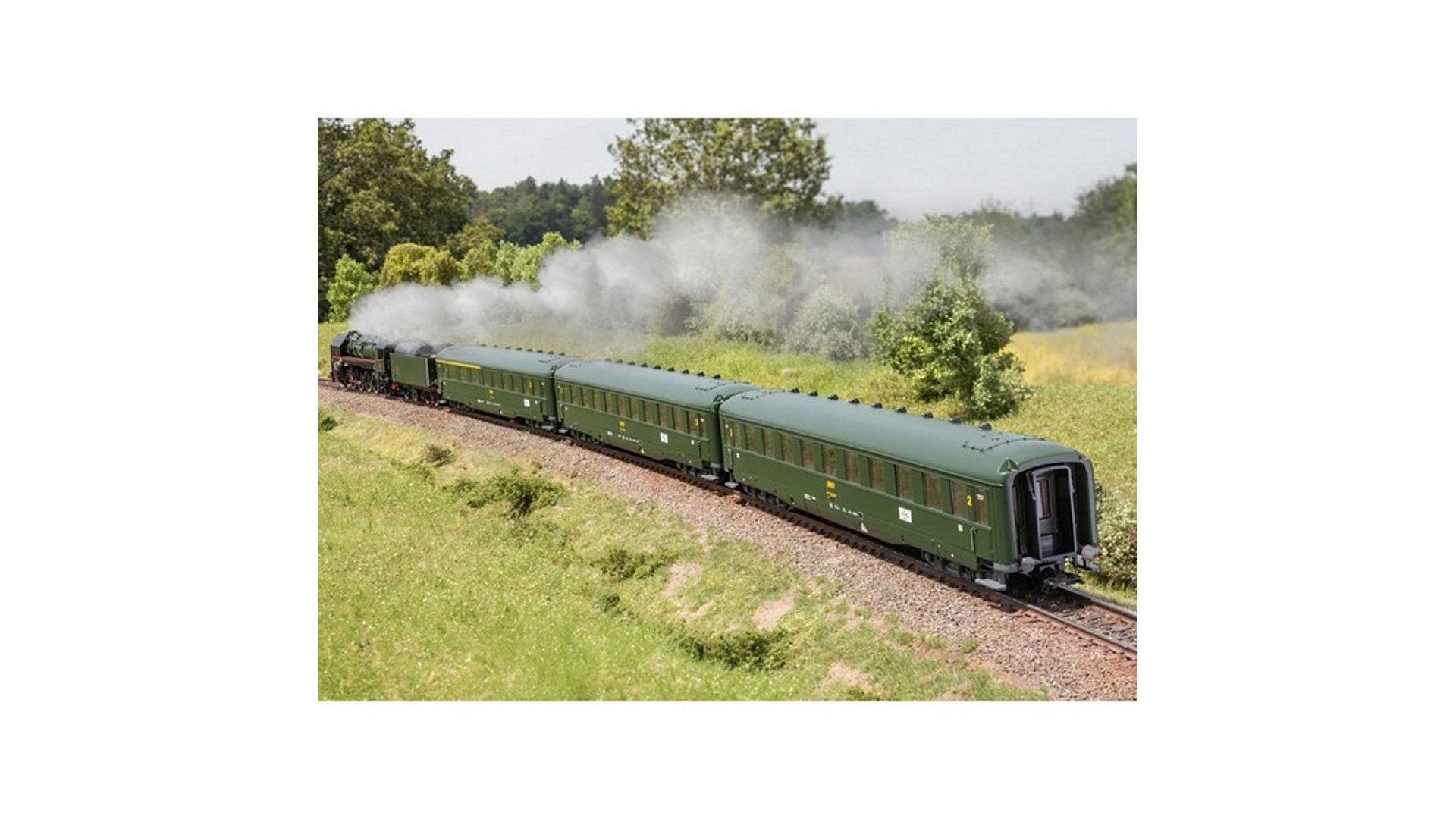 Marklin 43230 SNCF Passenger Car Set