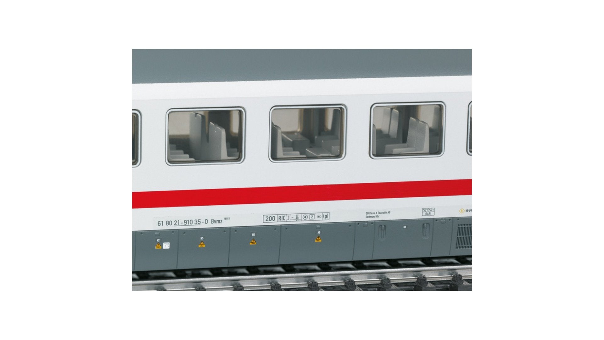 Marklin 43680 Type Bvmz 185.5 Compartment Car