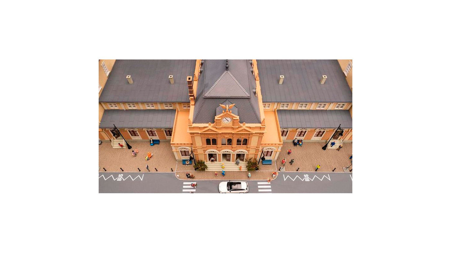 Faller 110132 Neustadt Weinstr Main Train Station