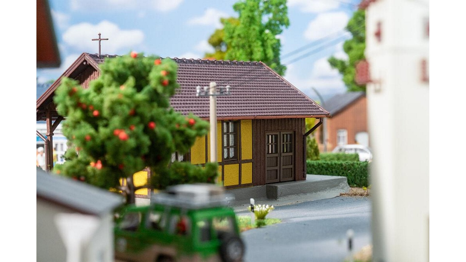 Faller FA110137 Uderns Railway station