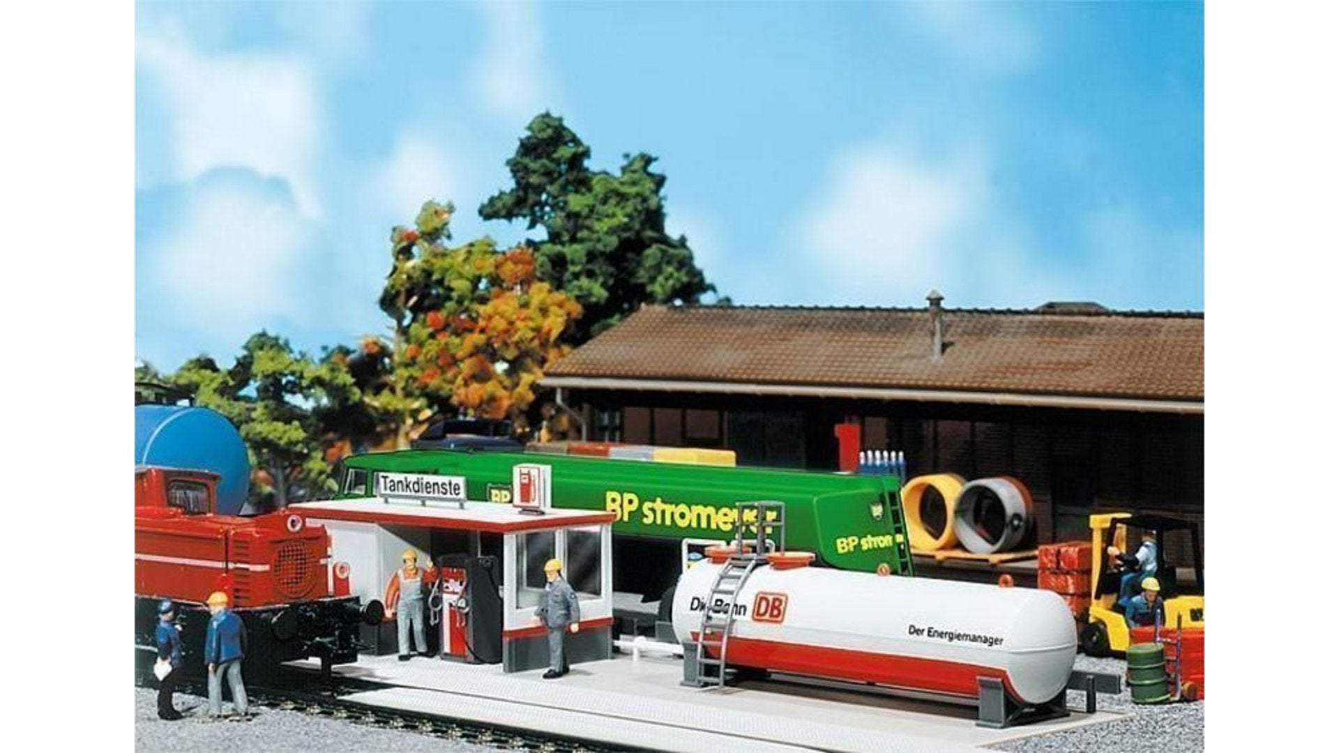 Faller 120196 German railways service station