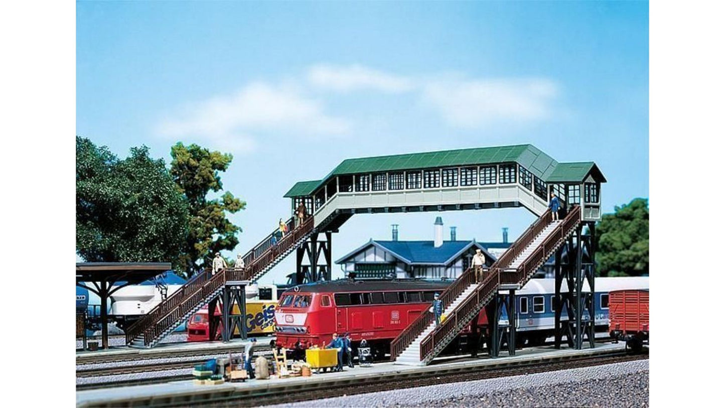 Faller 120198 Covered footbridge