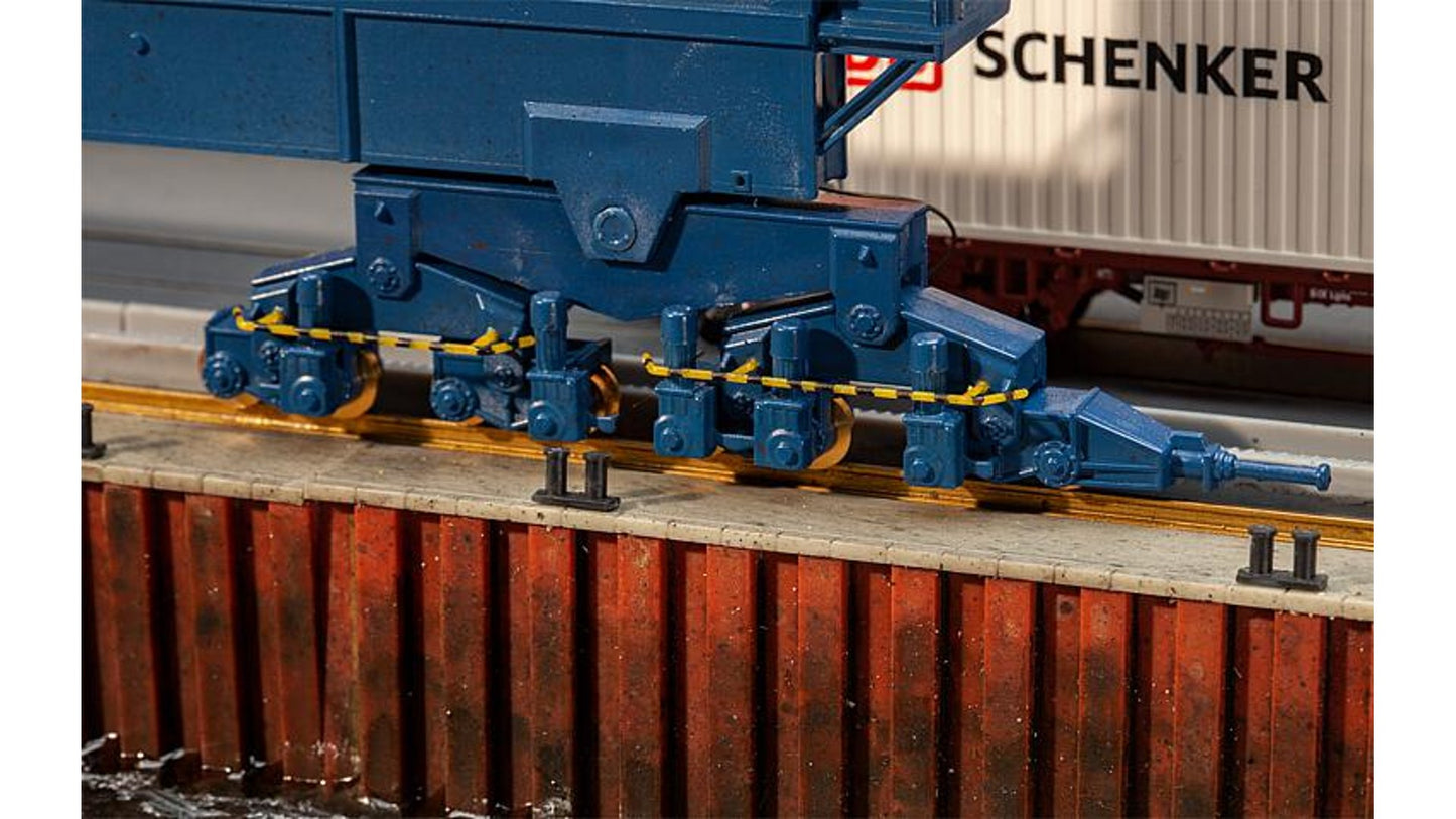 Faller 120291 GVZ Hafen Nürnberg Container bridge crane
