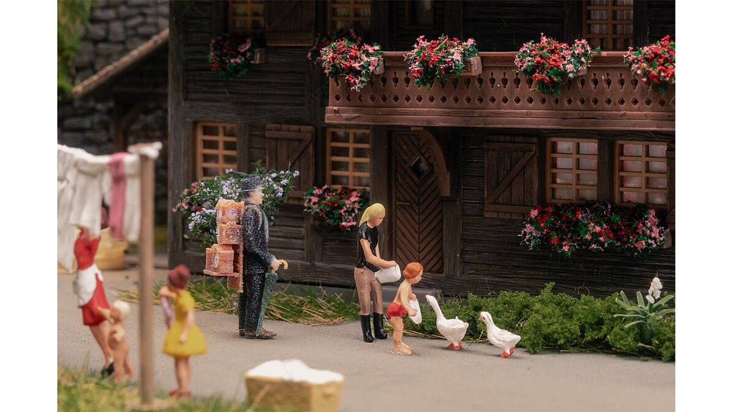 Faller FA130012 Clockmaker's house with figure Anniversary model