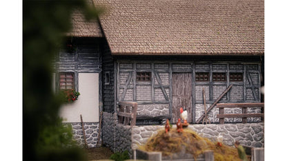 Faller FA130013 Black Forest farm with 2 figures Anniversary model