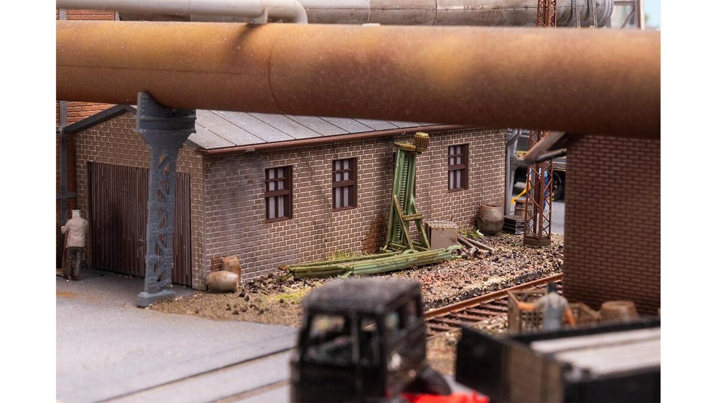 Faller FA130024 Blower hall with pipework