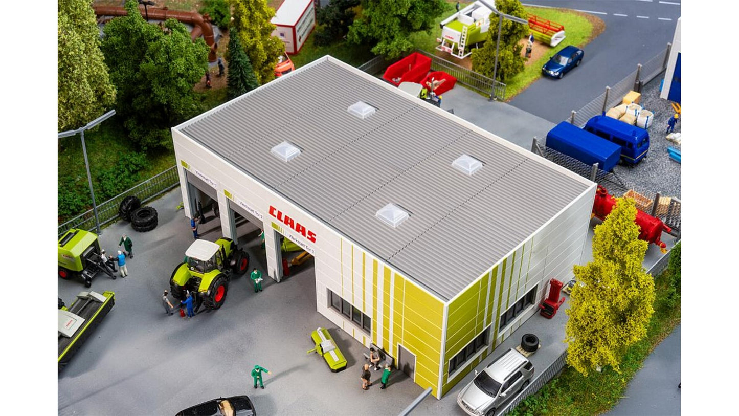 Faller 130121 CLAAS Agricultural machinery workshop