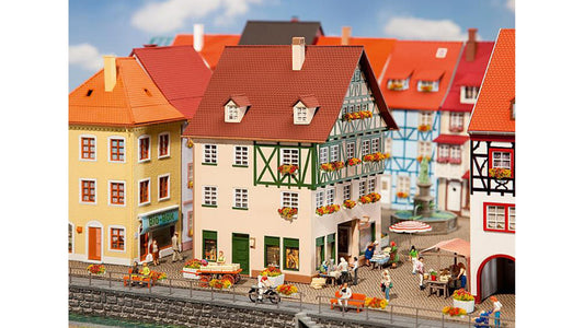 Faller 130492 City house with passage