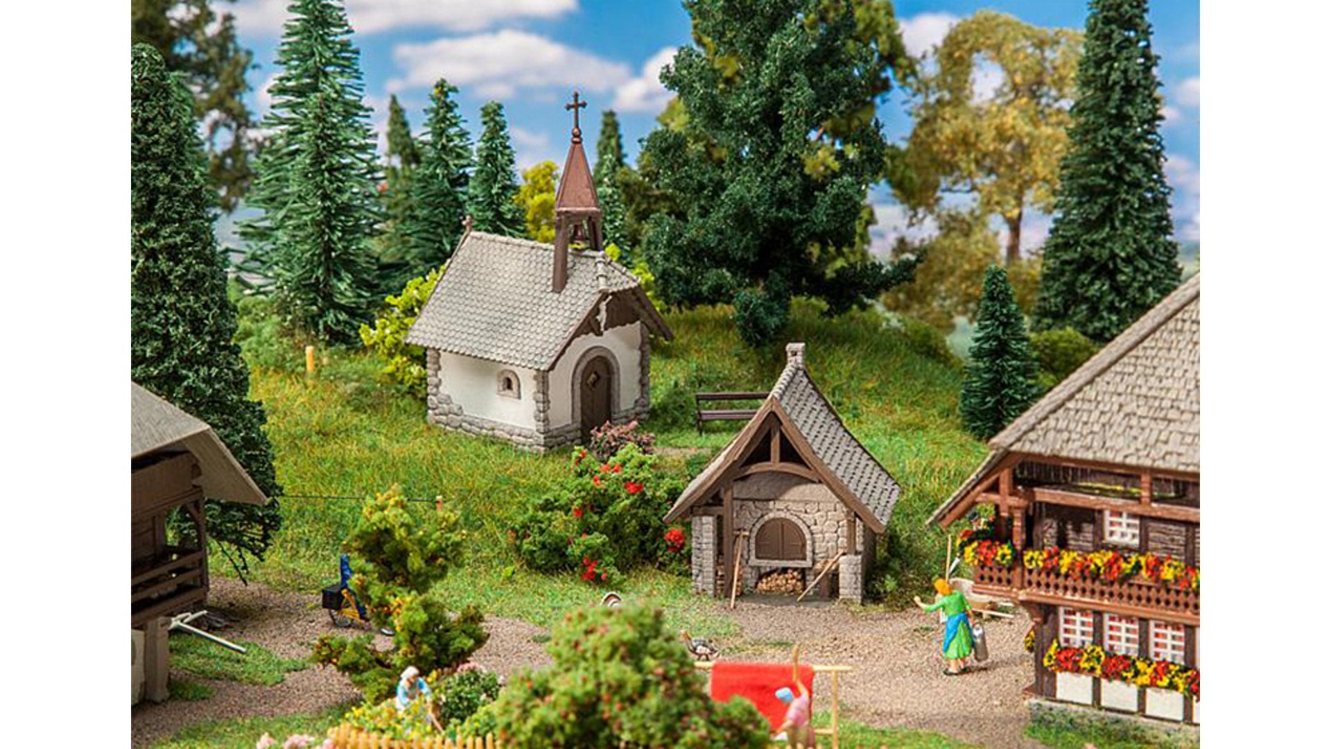 Faller 130571 Farm Chapel and Bakehouse