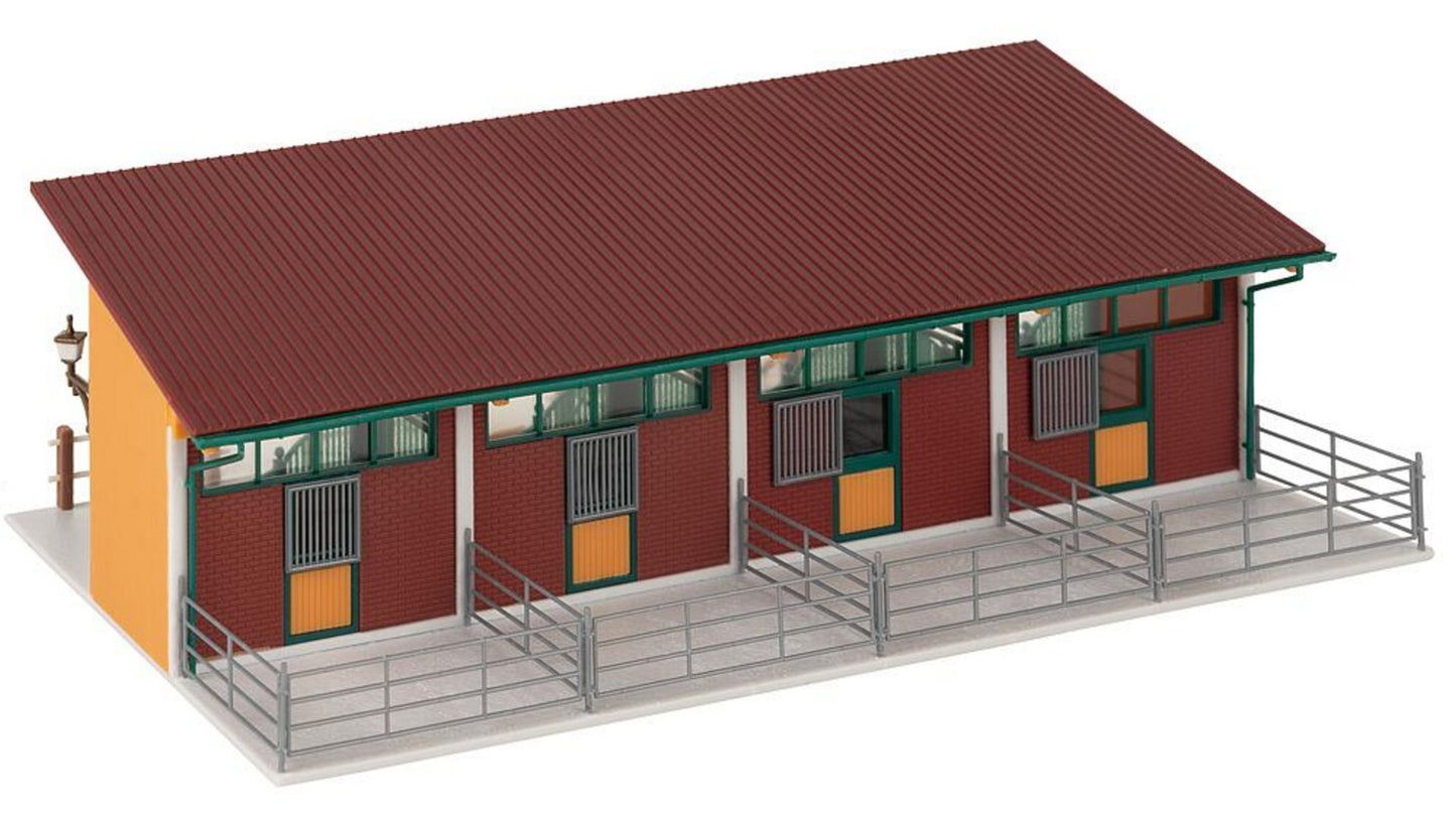 Faller 130597 Stable with 4 horses