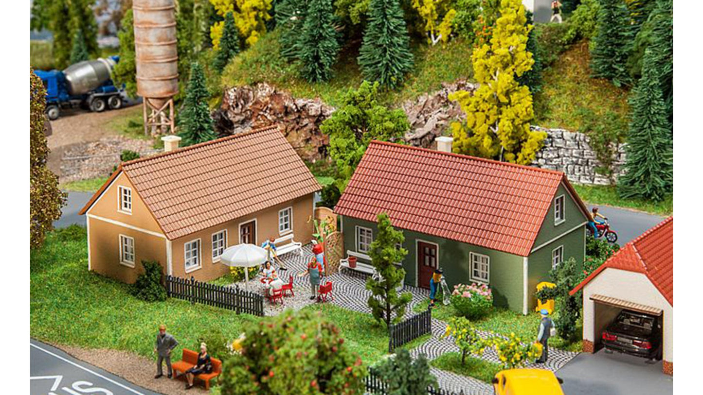 Faller 130607 2 Village Houses
