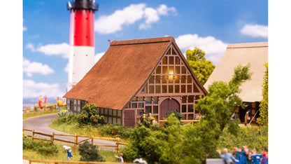 Faller FA130674 North German thatched house