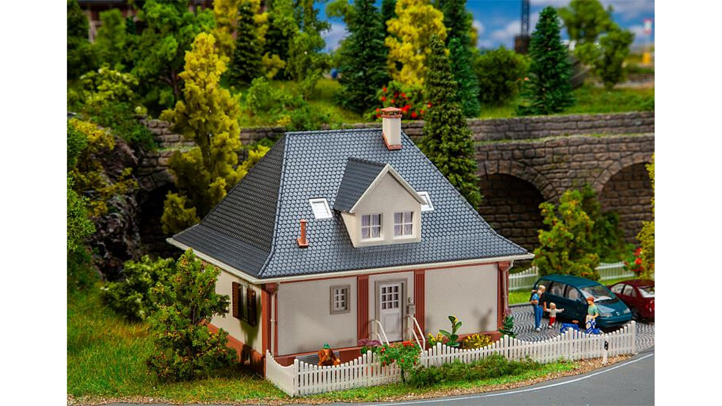 Faller 130681 Kirchstrasse 3 Parsonage