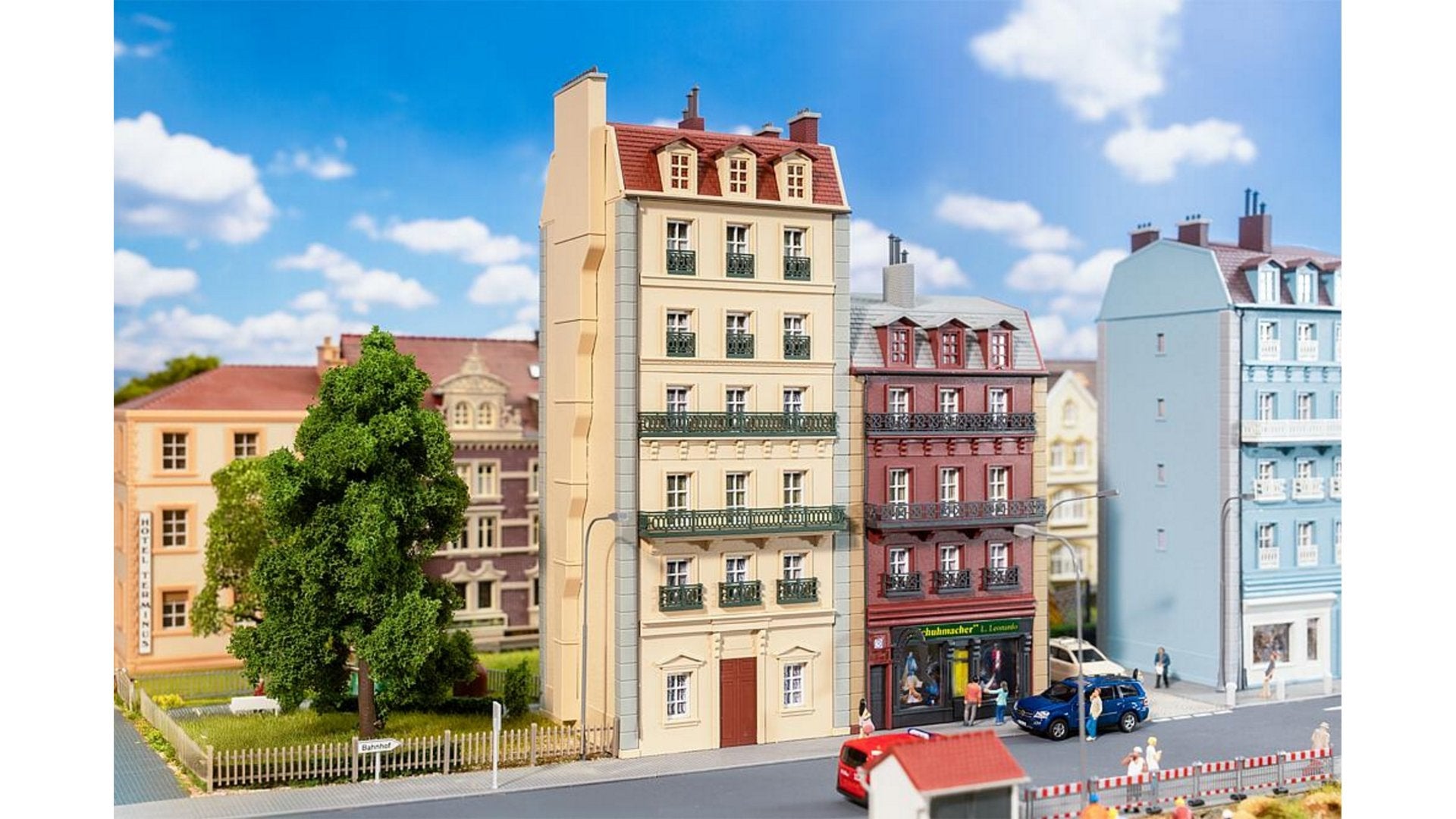 Faller FA130712 Townhouse, 6-storey