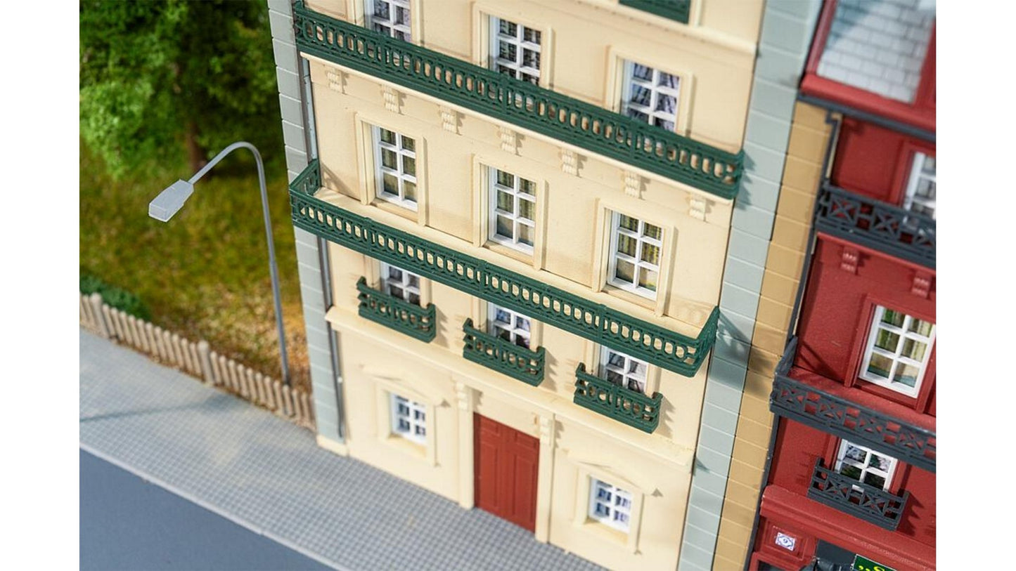 Faller FA130712 Townhouse, 6-storey