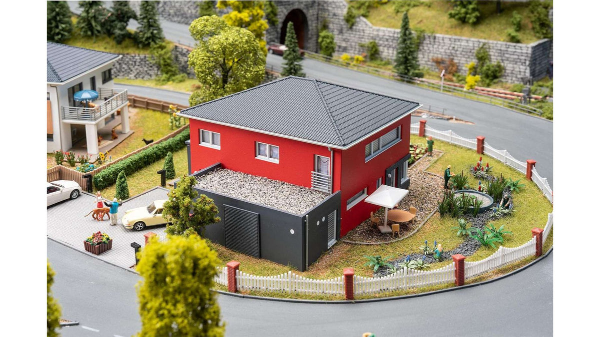 Faller 130743 CityLife WeberHaus, red