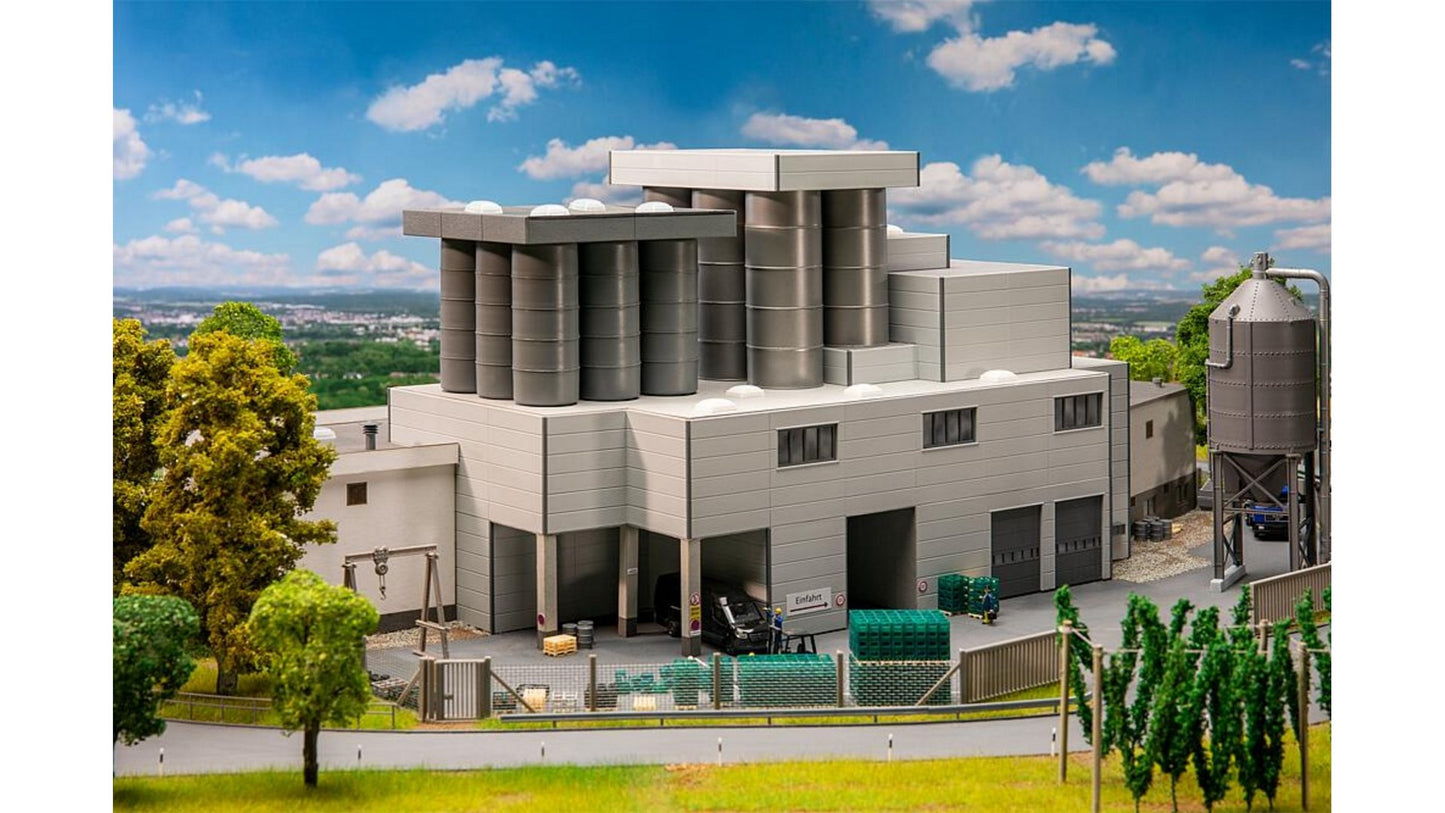 Faller FA130815 Veltins Brewery