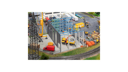 Faller 130892 System building Industry hall under construction