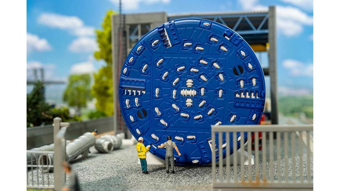 Faller 130897 Tunnel boring machine under construction
