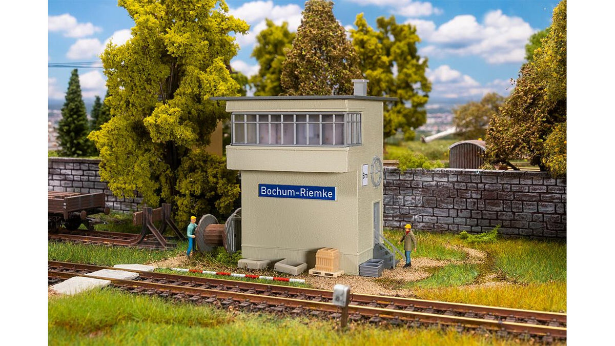 Faller 131326 Bochum Riemke Signal box