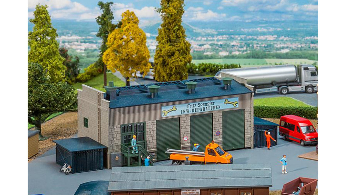Faller 131385 Truck maintenance factory