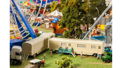 Faller 140481 Set of funfair caravans II