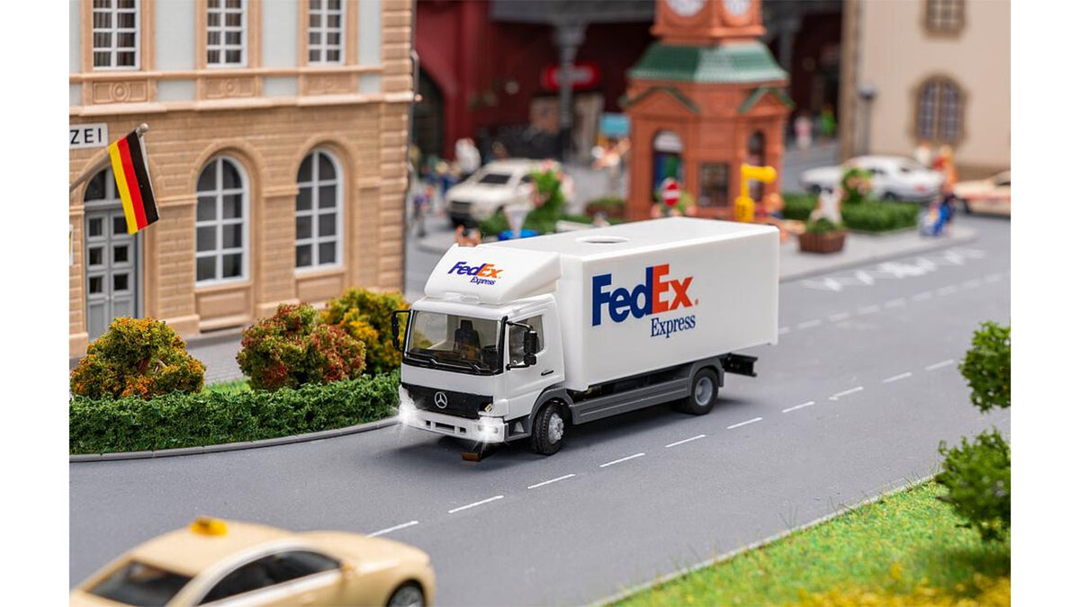 Faller 161340 Car System Digital, Start Set Lorry MB Atego FedEx (HERPA)