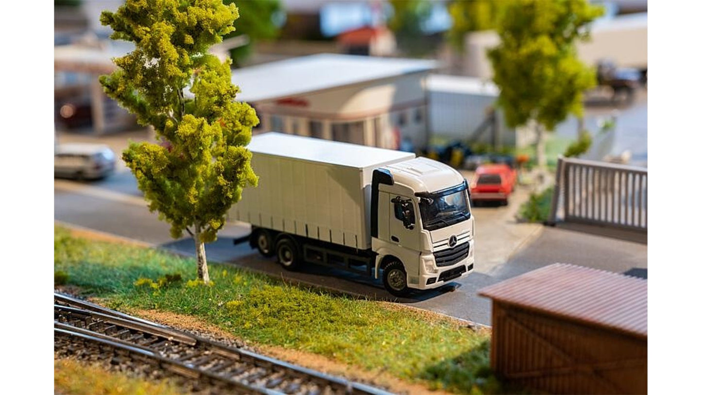 Faller 161486 Truck MB Actros StreamSpace (HERPA)
