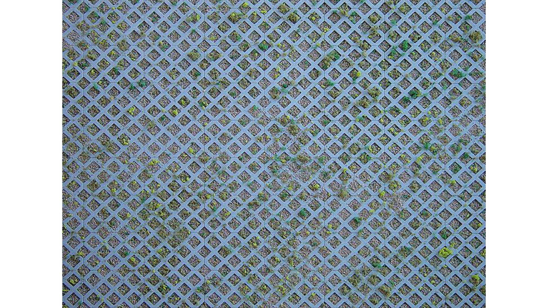 Faller 170625 Wall card, Diamond perforated bricks with grass