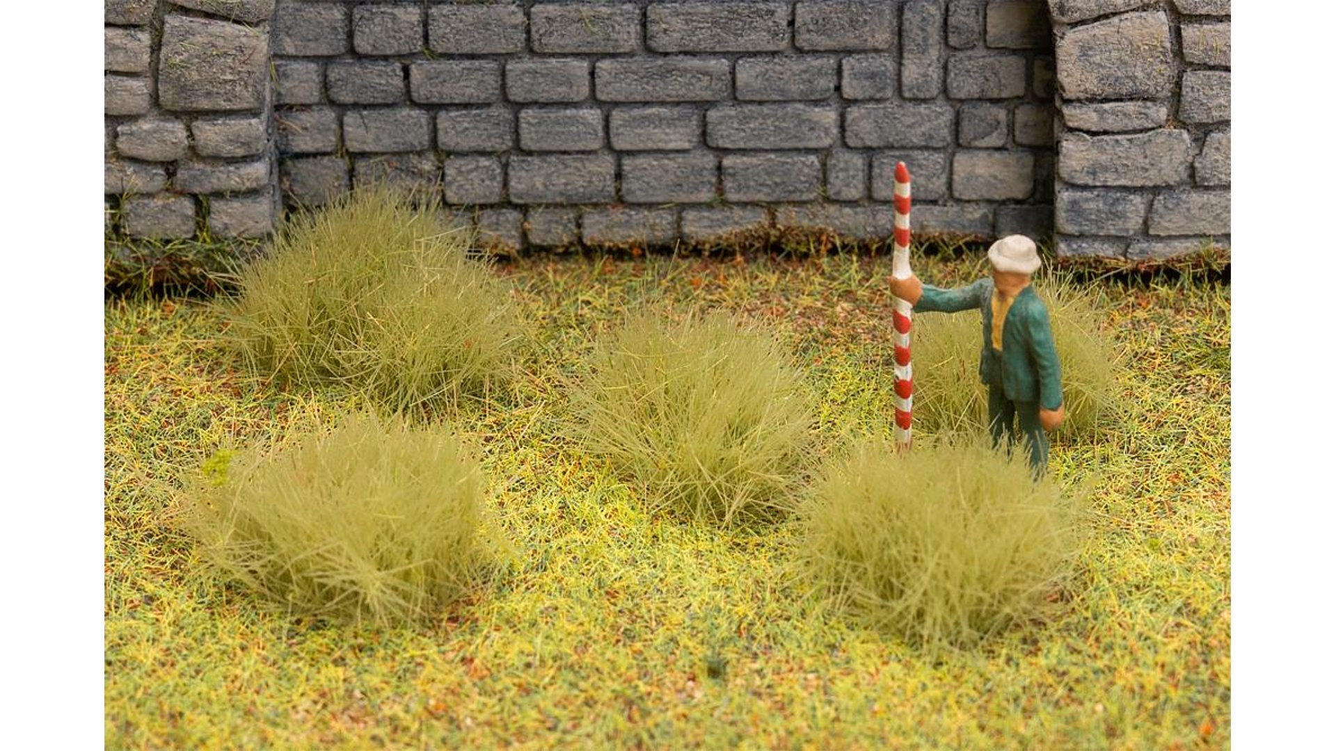 Faller FA171390 Large tufts of grass, light green