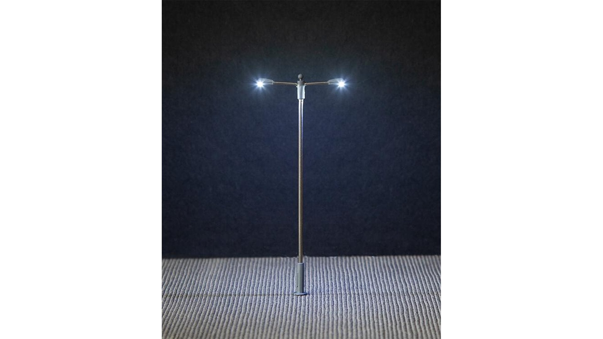 Faller 180103 LED Street lights, pole integrated lamps, cold white, 3 pieces