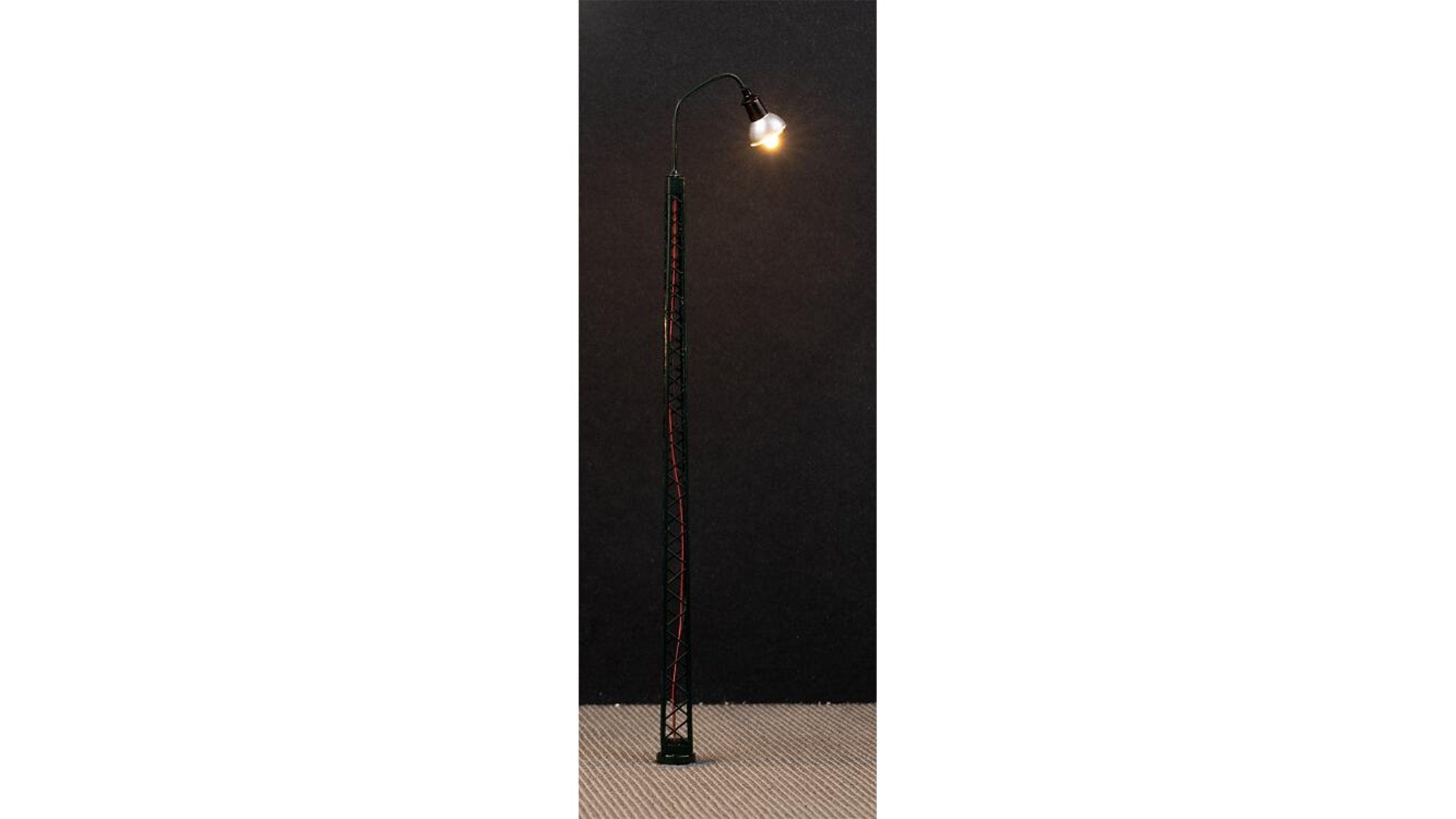 Faller 180209 LED Lattice mast arc luminaire, cold white