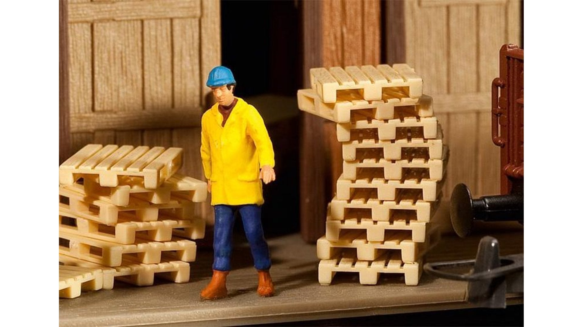 Faller 180904 12 Pallets